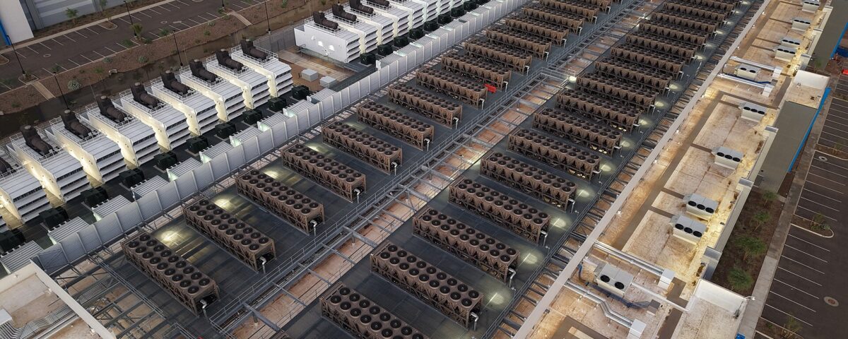 Large Data Center in Mesa, AZ. Photo: Wikimedia
